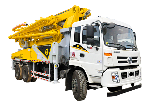 混凝土泵車(chē)行駛時(shí)應(yīng)遵循什么原則？